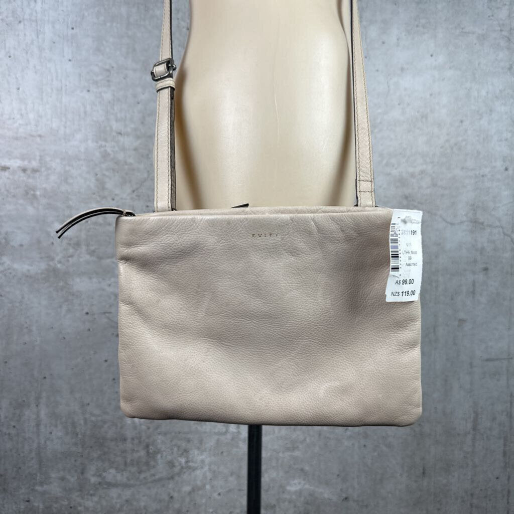 Evity Crossbody Bag