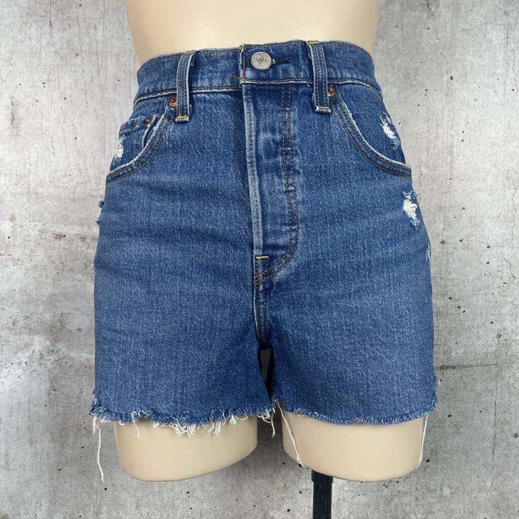 Levi&#39;s Ribcage Denim Shorts - 7/25