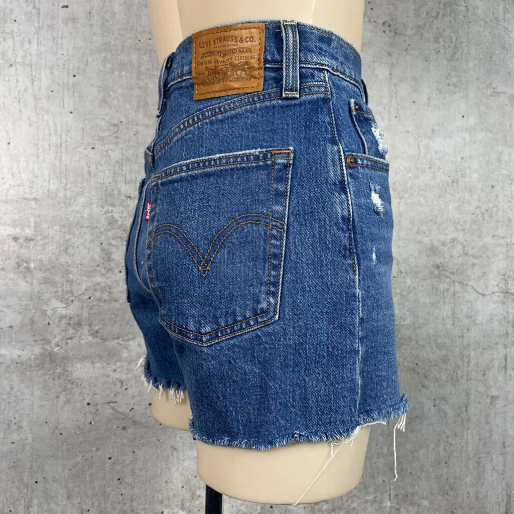 Levi&#39;s Ribcage Denim Shorts - 7/25