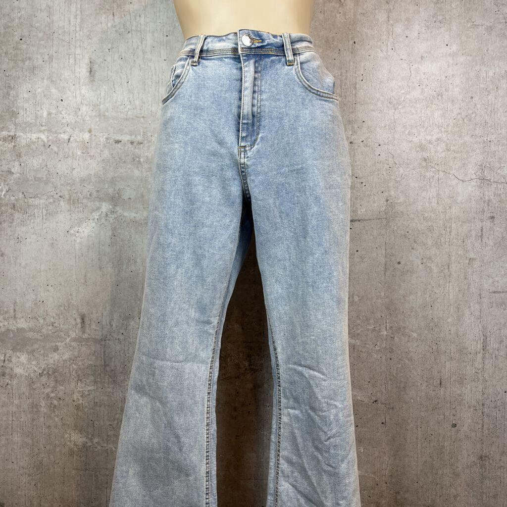 Chic Denim Jeans - 12