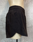 Lululemon Shorts - 8 (lulu4)